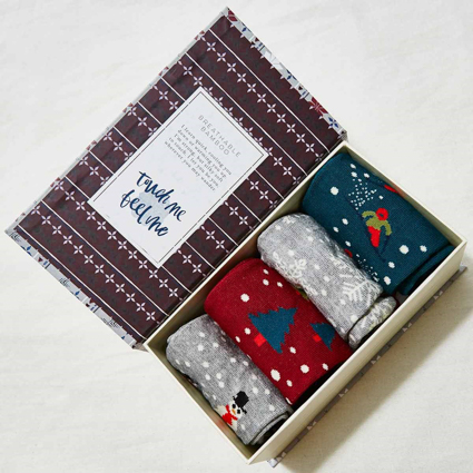 mens-bamboo-festive-socks-gift-box-6272-lr-02