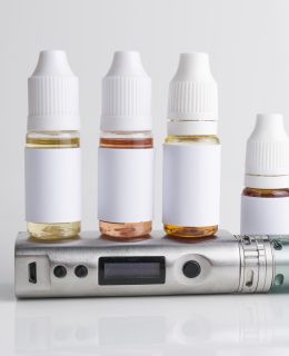 E-liquids toolkit, including cartridges