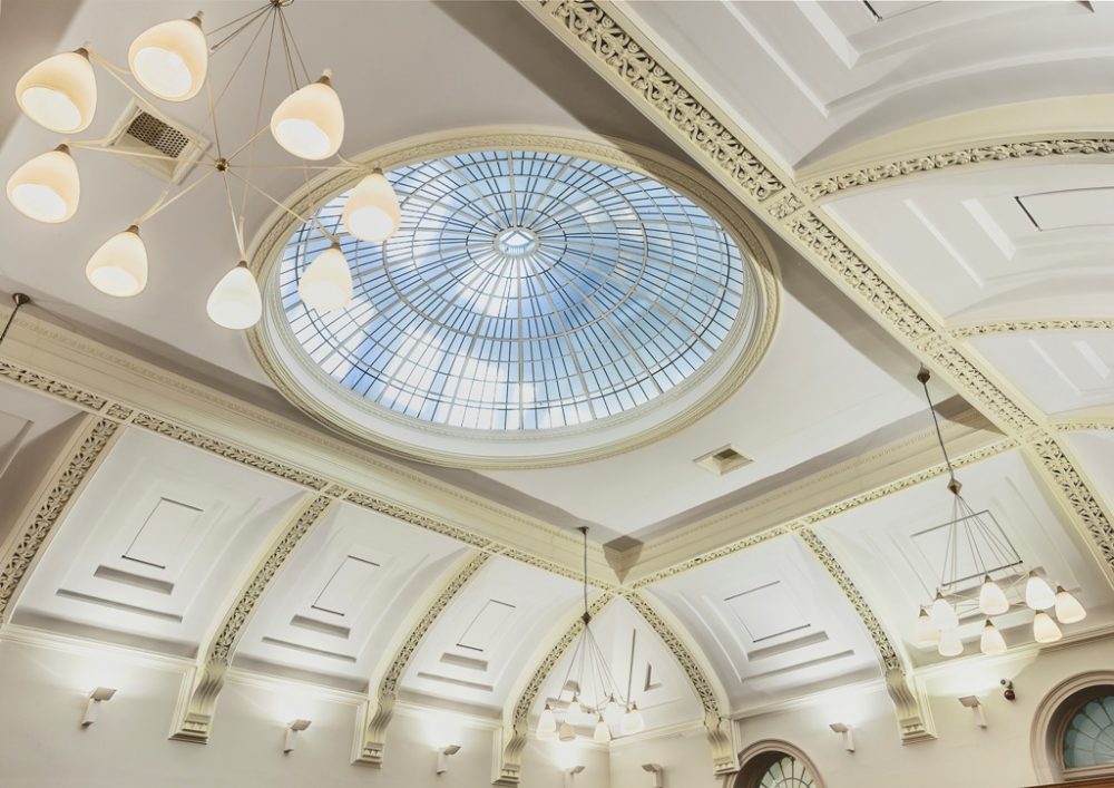 The Courthouse Hotel (ceiling view)