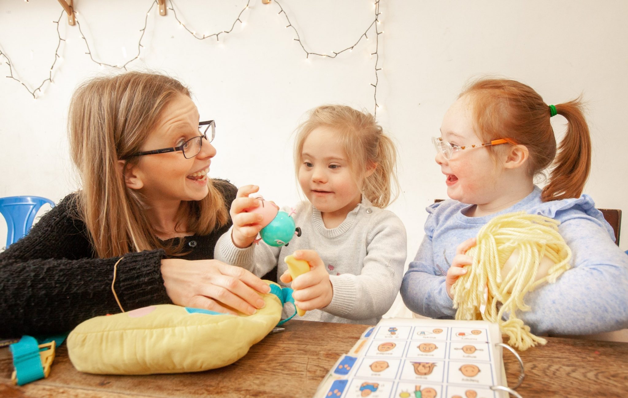 Синдром дауна логопед. Синдром дауна логопед. Занятие с ребенком дауна. Речь у детей с синдромом дауна. Синдром дауна логопед.