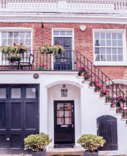 house, exterior shot