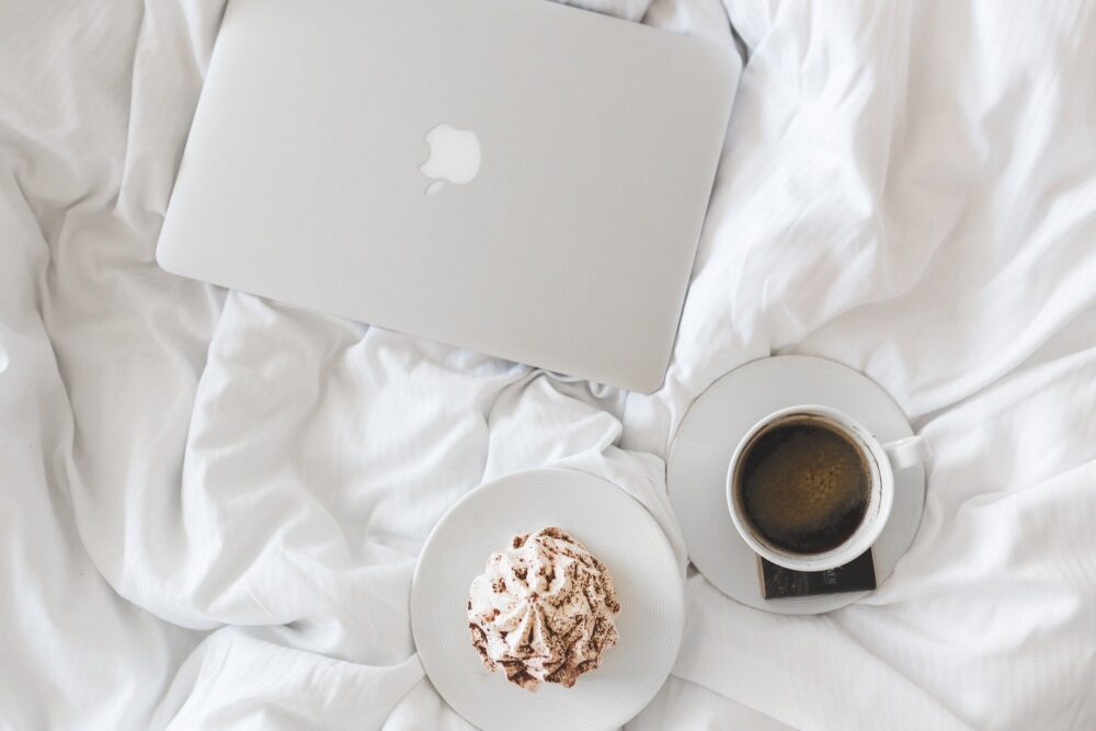 laptop, coffee & cake