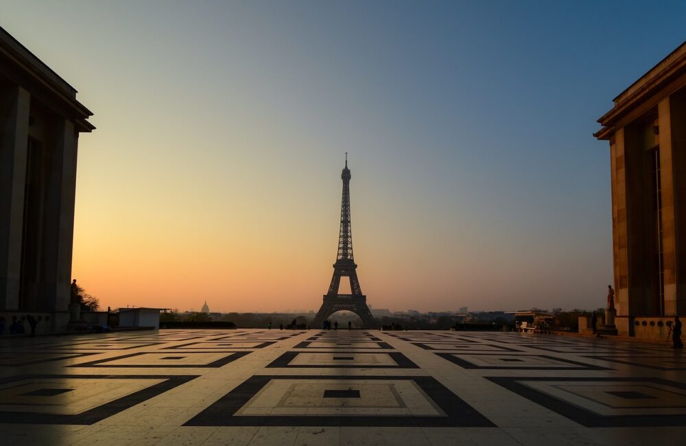 eiffel tower